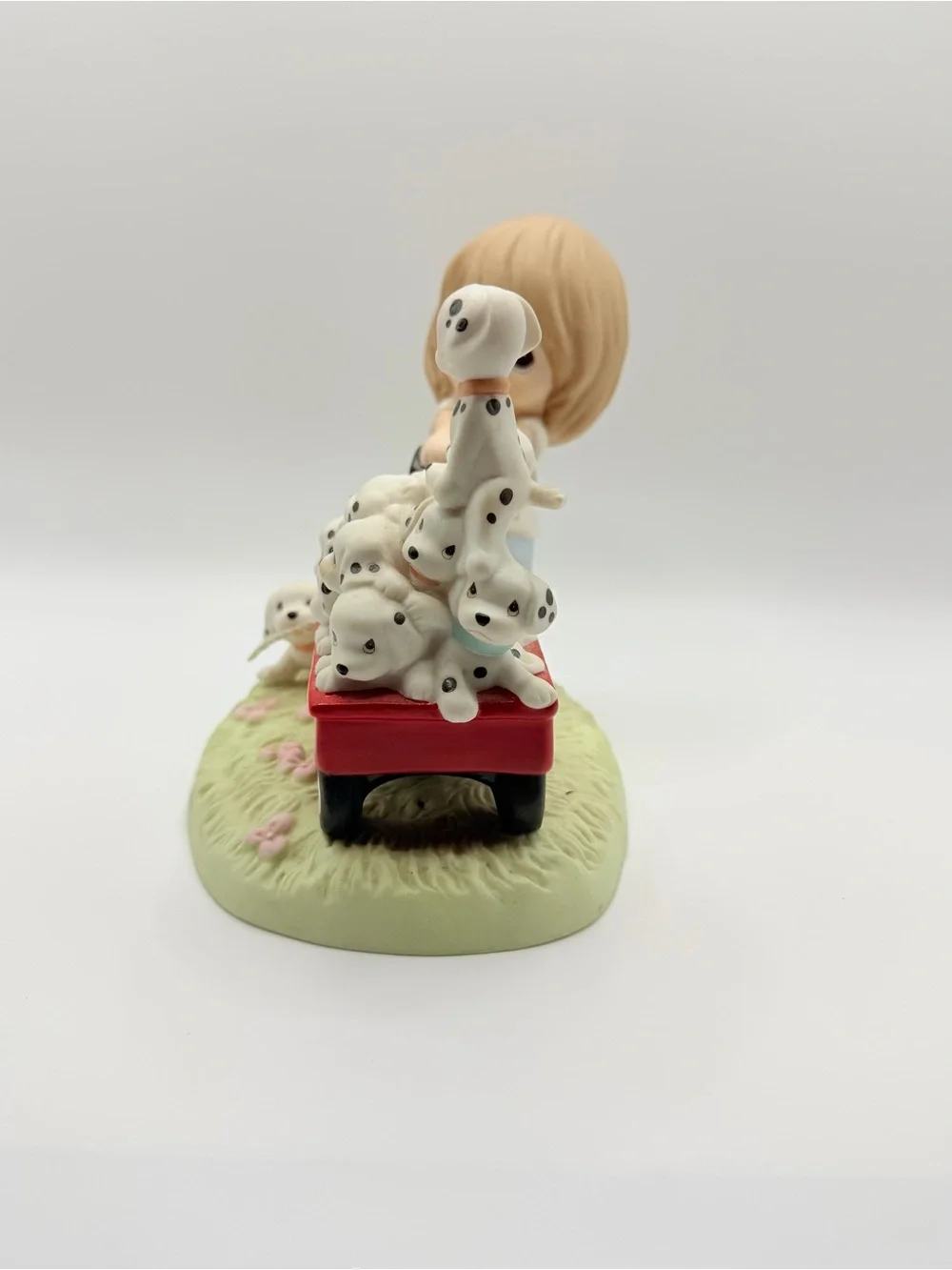 Precious Moments Disney Showcase 101 Dalmatians Wagon Figurine – 2013 #132004